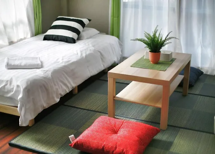 Edogawa Japanese Style Apartment 202 Has Direct Access To Akihabara And Shinjuku, With Convenient Transportation And Free Wifi